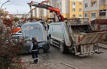 Kalecik TOKİ'de çevre temizliği çalışması