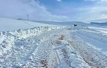 Kar kalınlığı 2 metreyi aştı