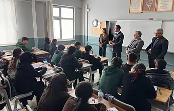 Kaymakam Bakan'dan öğrencilere ziyaret