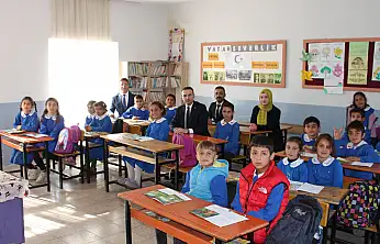 Kaymakam Bakan öğrencilerle bir araya geldi