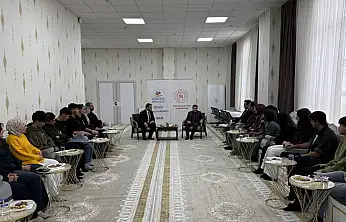 Kaymakam Bulut'tan gençlere yol gösterici tavsiyeler