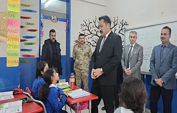 Kaymakam Türkmenoğlu Doğangün İlkokulu'nu ziyaret etti