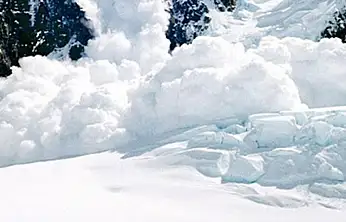 Kaymakamlıktan kar yağışı ve çığ uyarısı