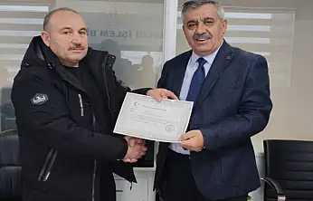 Milli Antrenör Öz'e başarı belgesi verildi