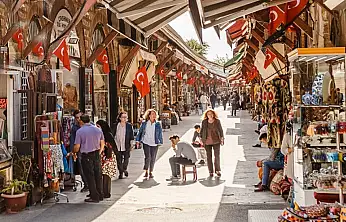 Mısır Çarşısı yıkılıyor, yerine arasta çarşı yapılıyor