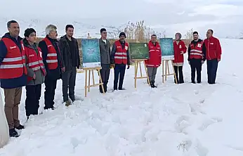 Muradiye'de yaban hayvanları için kış seferberliği