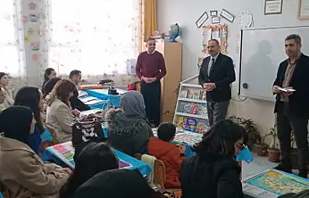 Muradiye İlçe Milli Eğitim Müdürü Alhan, öğretmenlerle buluştu