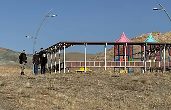 Özalp parkı yenileniyor