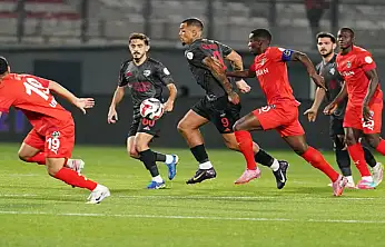 Pendikspor liderliğini sürdürdü