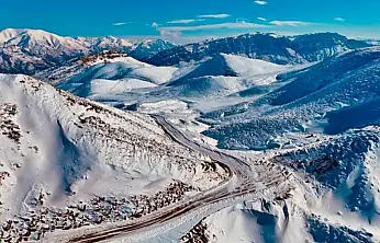 Pervari-Van yolu ulaşıma kapandı