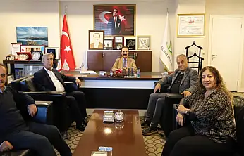 Prof. Dr. Yaşar'dan Van Ticaret Borsası'na ziyaret