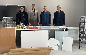 Resim ve müzik atölyesi malzemeleri okullara teslim edildi