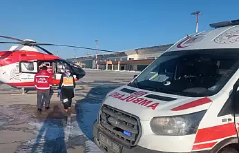 Şemdinli'de sıcak su yanığı olan bebek helikopter ambulansla Van'a sevk edildi