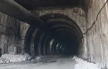 Şırnak-Van yolunda çalışmalar hızlandı