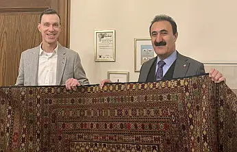 Süer, Van'ın potansiyelini Almanya'da anlattı