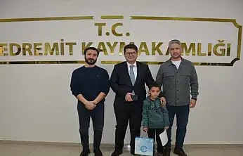 Süphan İlkokulu öğrencisi 'Kitap Van' projesinde ilçe birincisi oldu