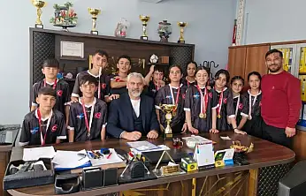 TESKOMB Süphan Ortaokulu'ndan korfbolda şampiyonluk gururu