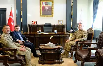 Tuğgeneral Avkıran, Başkale Kaymakamı Erdoğan'ı ziyaret etti