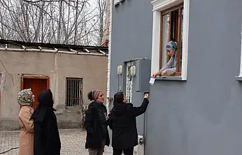 Tuşba'da kadınlara yönelik saha çalışmaları sürüyor