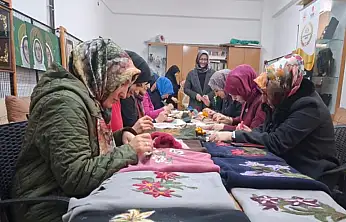 Unutulmaya yüz tutan el sanatları Vanlı kadınların ellerinde yaşatılıyor