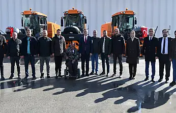 Vali Balcı, karla mücadele için alınan yeni araçları inceledi