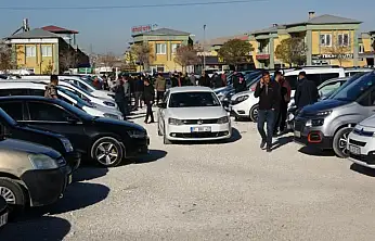 Van açık oto pazarında fiyatlar Türkiye ortalamasının üzerinde