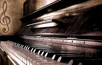 Van Büyükşehir Belediyesi Konservatuvarı'ndan piyano dinletisi
