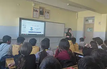 Van'da AFAD ekiplerinden okullarda afet bilinci dersi