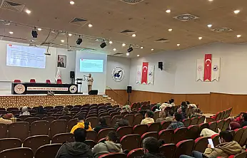 Van'da aile hekimlerine bağışıklama telafi eğitimi gerçekleştirildi