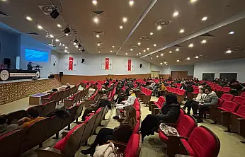 Van'da aile hekimlerine yönelik tütün bağımlılığı tedavisi eğitimi düzenlendi