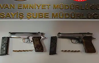 Van'da farklı suçlardan 43 şahıs tutuklandı