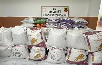 Van'da kaçak gıda malzemesi ele geçirildi