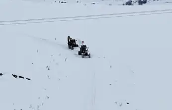 Van'da kardan kapanan 363 yoldan 230'u açıldı