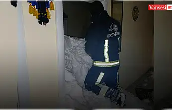 Van'da mahalleye çığ düştü: 1 kişi kayıp, 22 ev boşaltıldı