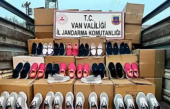 Van'da kaçak eşya ve malzemeler ele geçirildi