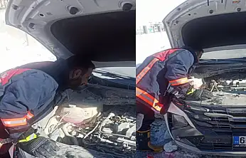 Van'da seyir halindeki otomobil yandı