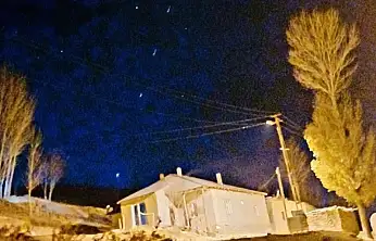 Van'da Starlink uyduları görüldü