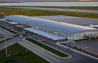 Van'da uçak biletleri cep yakıyor