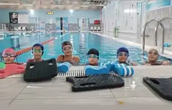 Van'da ücretsiz yüzme eğitimleri devam ediyor