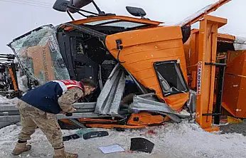 Van'daki trafik kazasında ölü sayısı 2'ye yükseldi