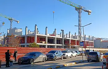 Van Şehir Hastanesi'nin yapımı sürüyor