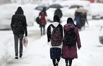 Van Valiliği, kar tatilini uzattı