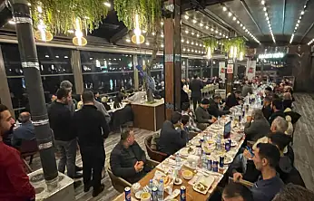 Vanlı gazeteciler yemekte buluştu