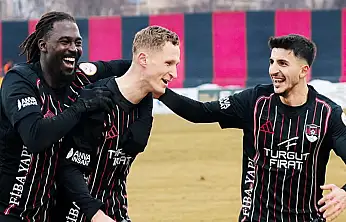 Vanspor, Çorumspor'u 3-1 mağlup etti