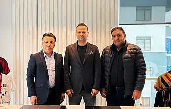 Vanspor FK'nın yeni teknik direktörü Osman Zeki Korkmaz oldu