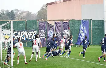 Vanspor, Sarıyer'e 2-1 mağlup oldu