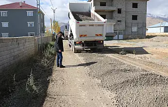 Yeni Mahalle'de yol stabilize çalışmaları devam ediyor