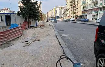 Yol çalışmaları tamamlandı, bazı kaldırımlar henüz tamamlanamadı