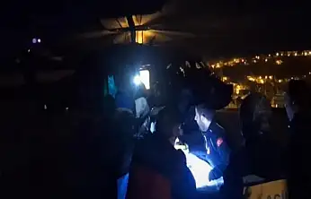 Yüksekten düşen genç, jandarma helikopteriyle kurtarıldı