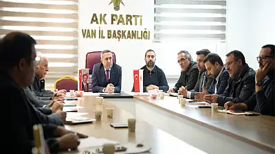 AK Parti Van İl Teşkilatı toplantıda buluştu